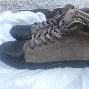 Common Project - Suede High Top Sneakers - Gry/Bk